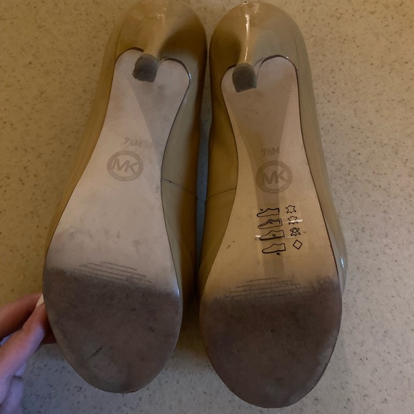 michael kors yasmine platform nude heels size 7 1/2 - Picture 4 of 5